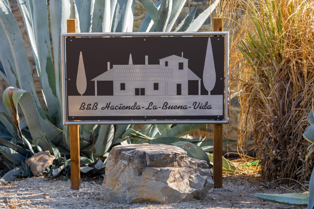 Hacienda La Buena Vida B&B En Appartementen Альгаринехо Экстерьер фото