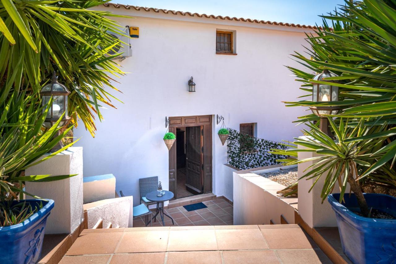 Hacienda La Buena Vida B&B En Appartementen Альгаринехо Экстерьер фото